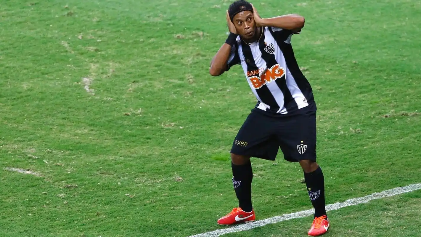 多特蒙德等 多特蒙德等